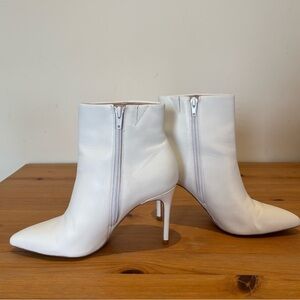 Aldo White Leather Wiema Booties with Side Zipper